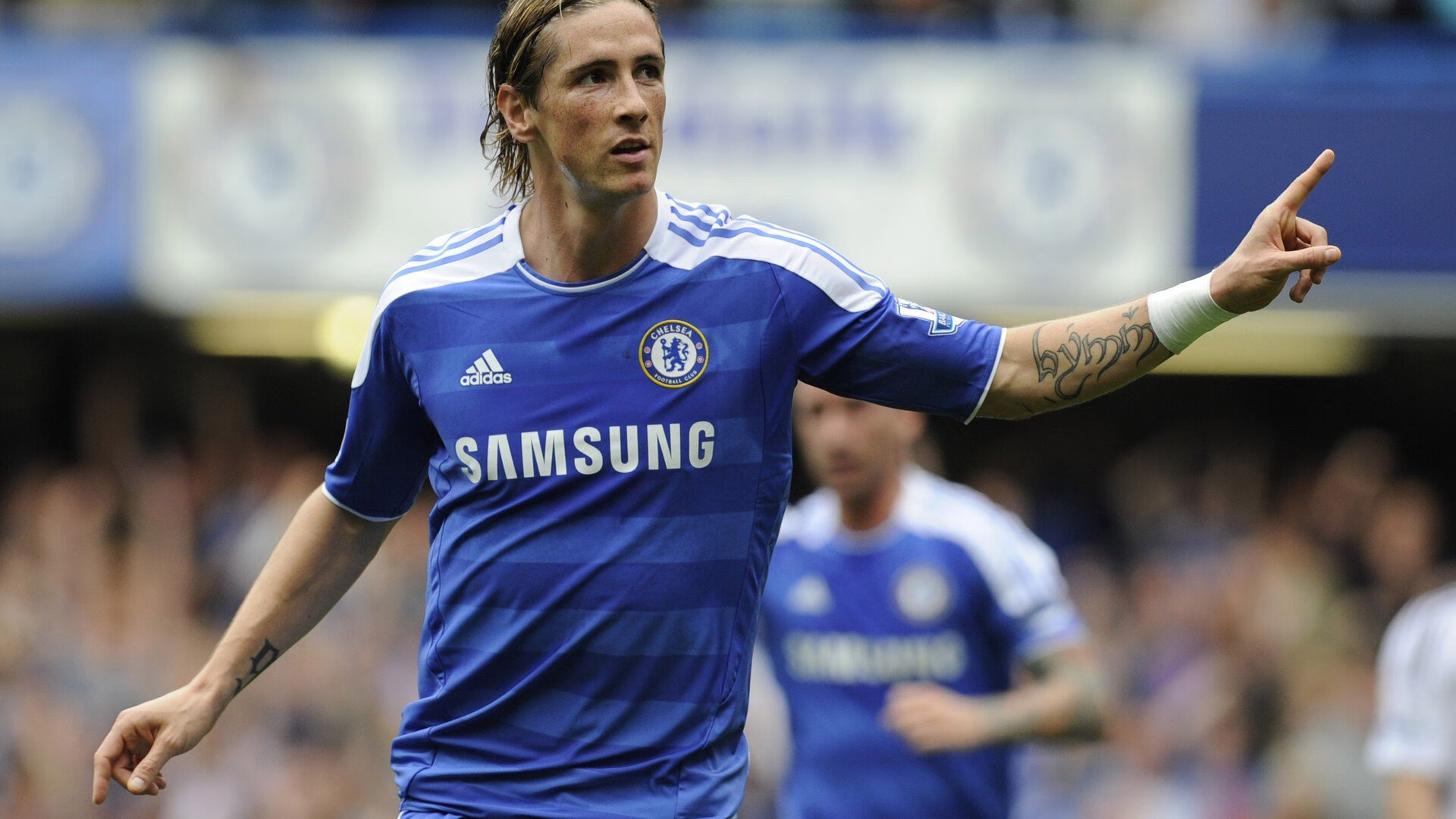 乐鱼体育APP官方下载-米兰双雄奋力争冠,意甲竞争日趋激烈