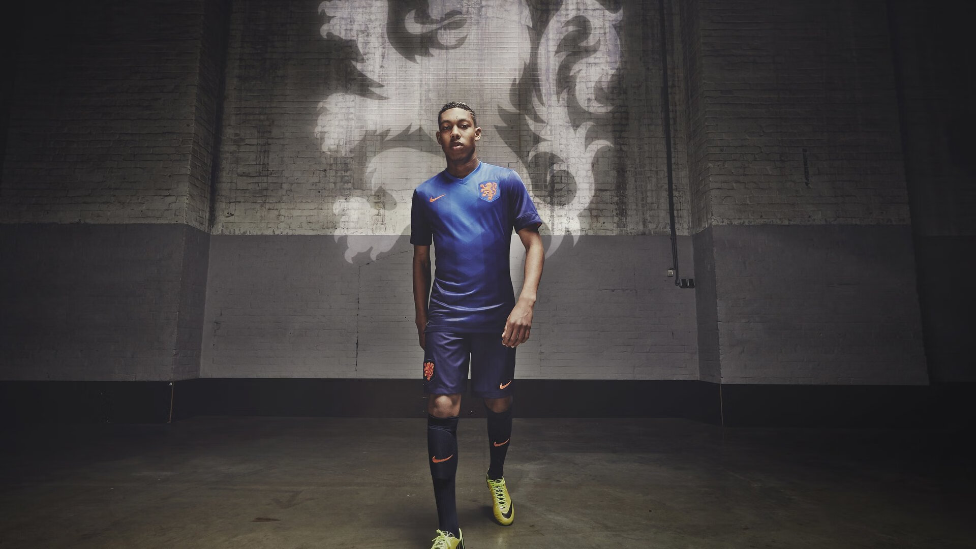 乐鱼体育(中国)官方网站-英超主要俱乐部的财务分析报告,英超俱乐部营收